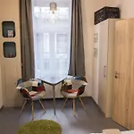 In Iii. Apartament Budapesta