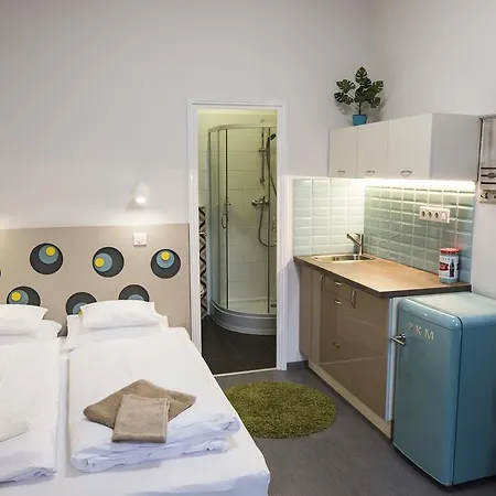 Apartamento In Iii.
